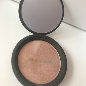 BECCA Highlighter